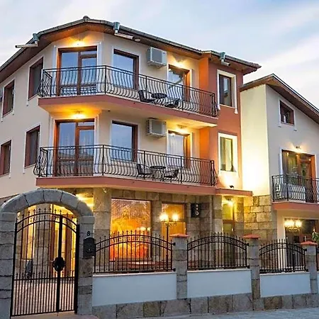 Family Hotel Preslav