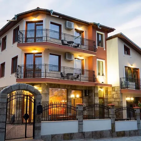 Family Hotel Veliki Preslav